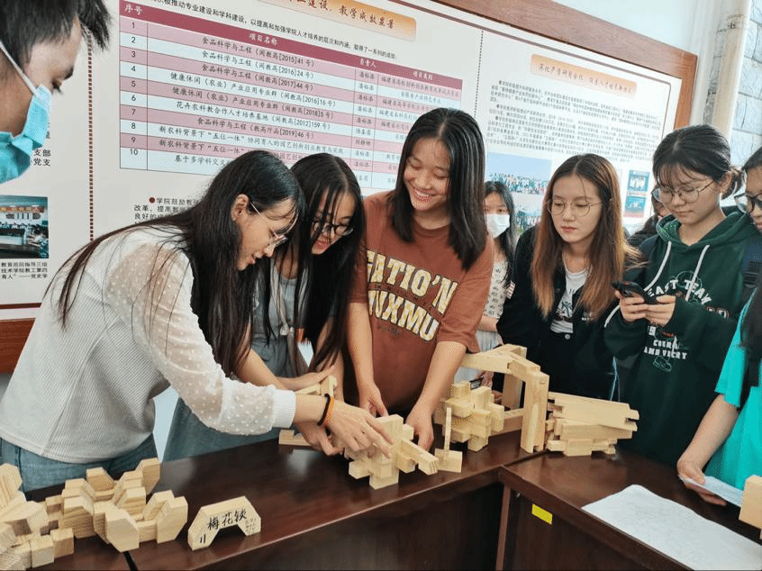 2022-06-11 19:27:58.126000